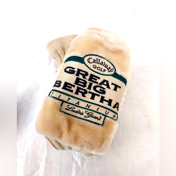 Big Bertha Golf Driver Club with Head Sock - Picture 7 of 8